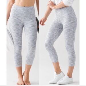 Lululemon Athletica Gray Leggings with Seamless Design High-Rise Tight 25
